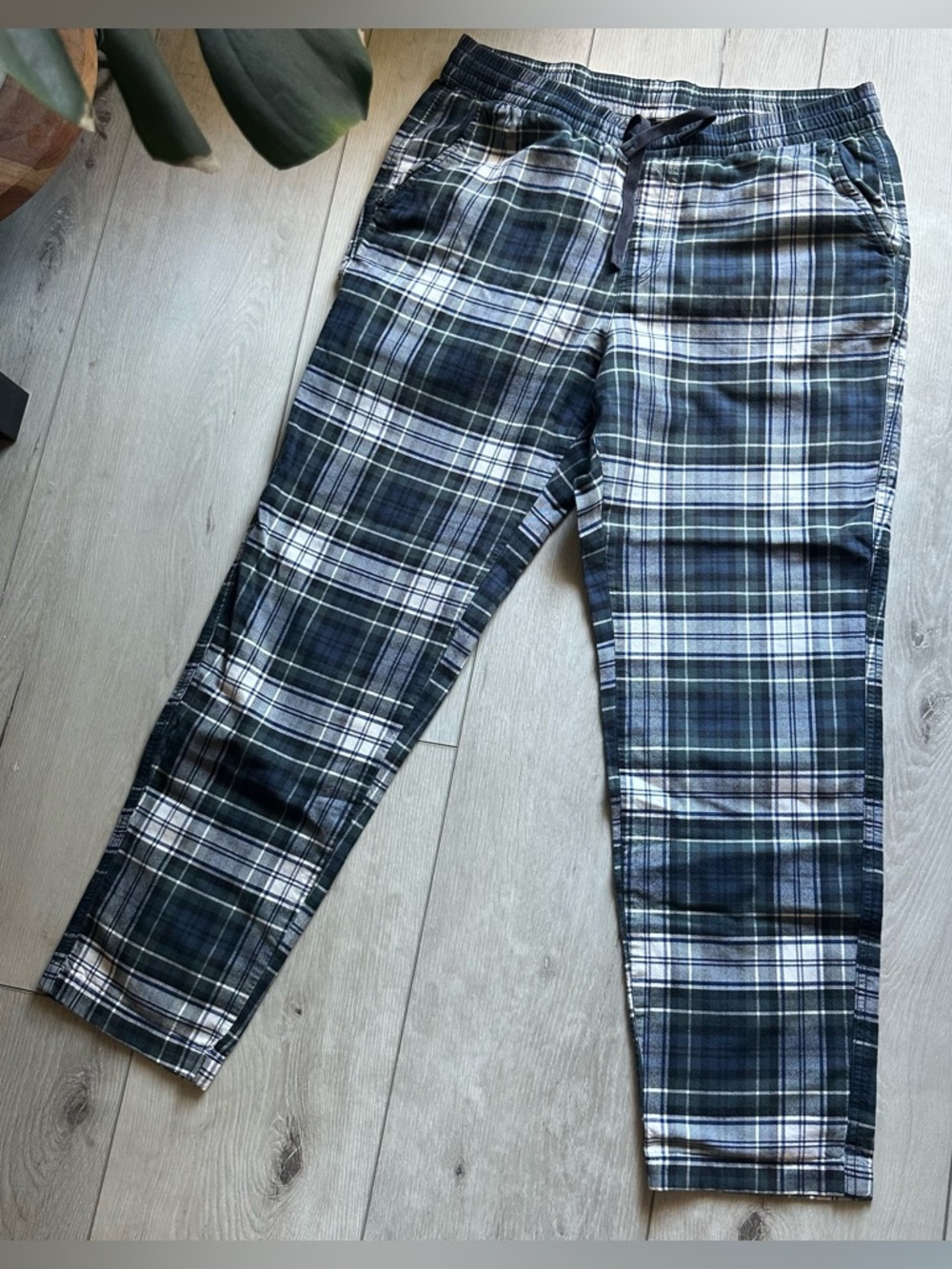 Uniqlo Plaid Flannel Pajama Pants Size Large